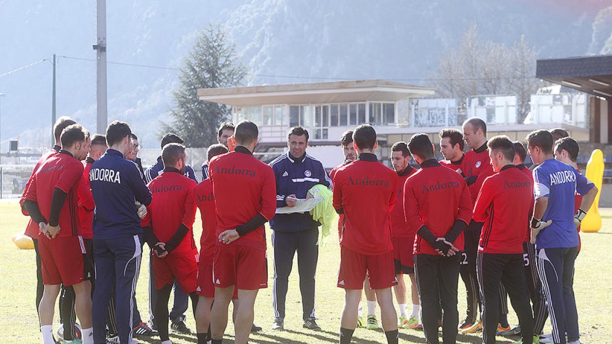 La selecció viatja a San Marino per jugar un amistós “morbós”