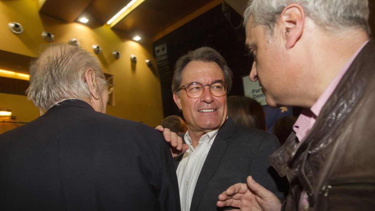Mas acusa l'Estat espanyol de voler destruir la nova Convergència