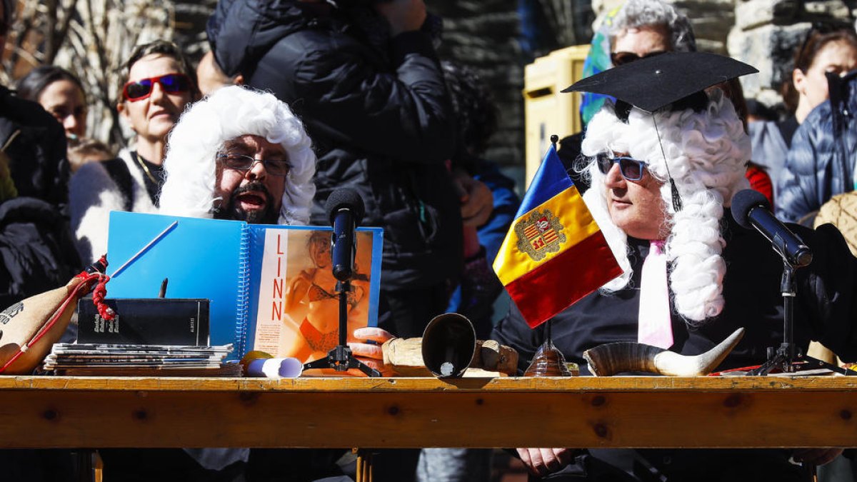 Presó i ball per al retorn a Ordino d''Els contrabandistes'