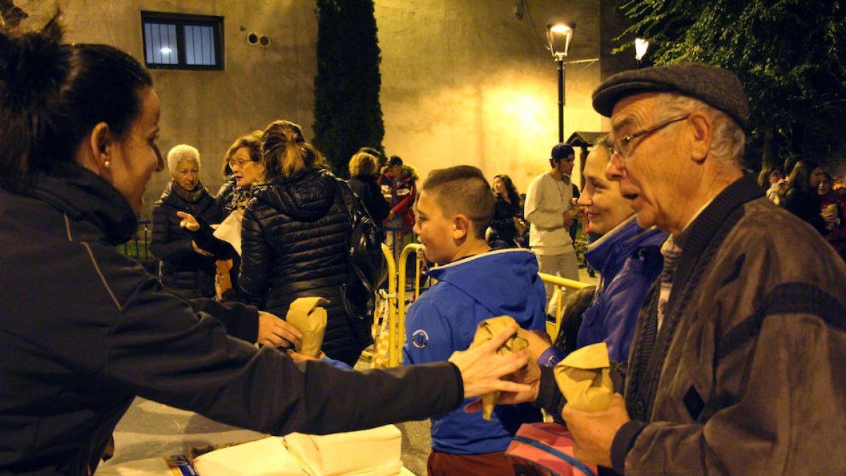 Castanyades populars per la festivitat de Tots Sants