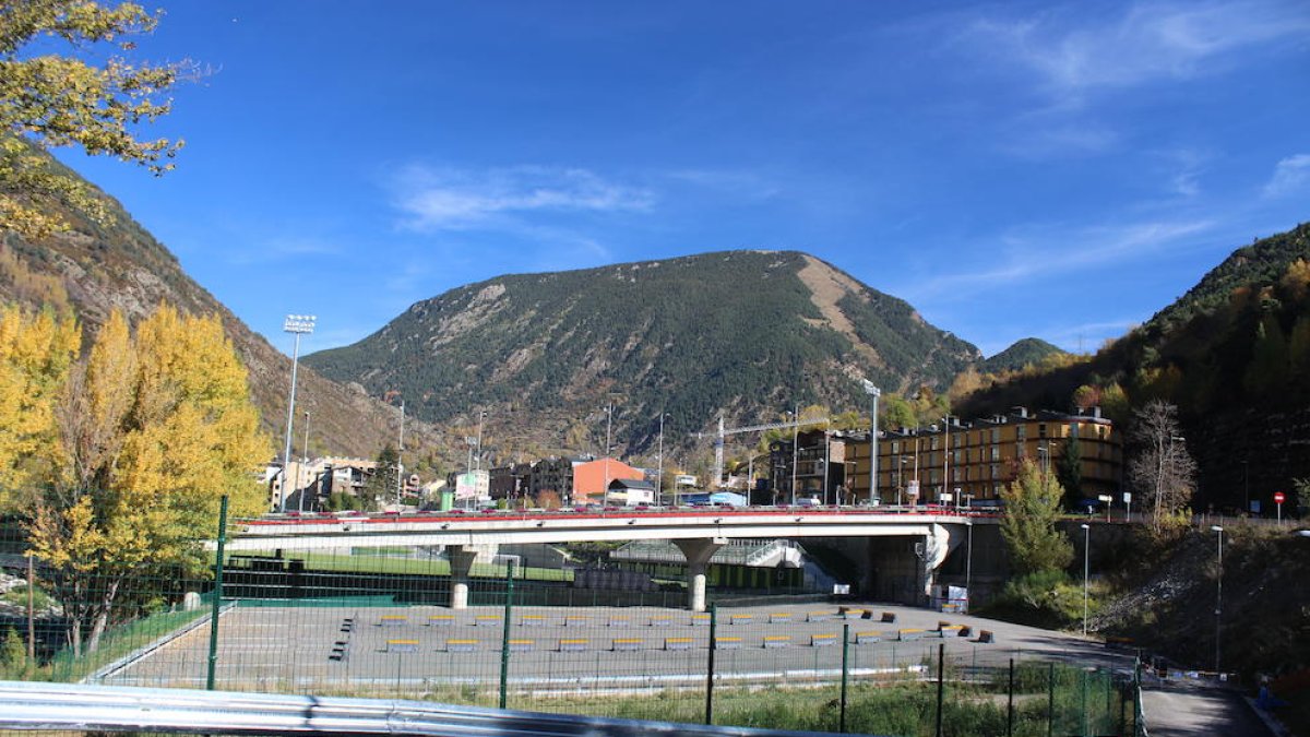 S'obre al públic el nou aparcament de Prada de Moles