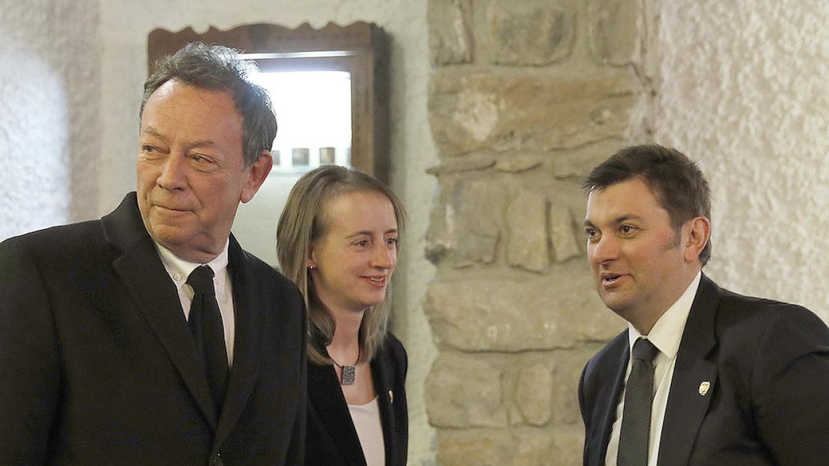 Farré denuncia “l'abús” de poder que exerceix Vila sobre la minoria