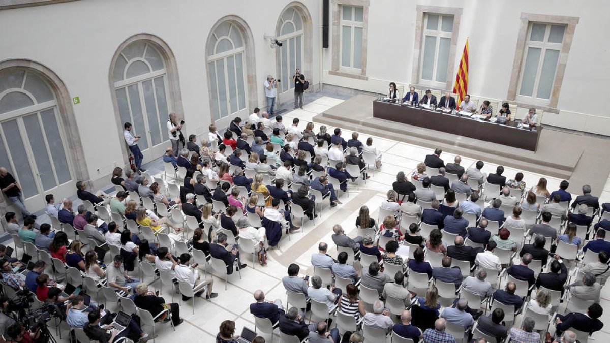 La llei del referèndum preveu que es declari la independència en 48 hores