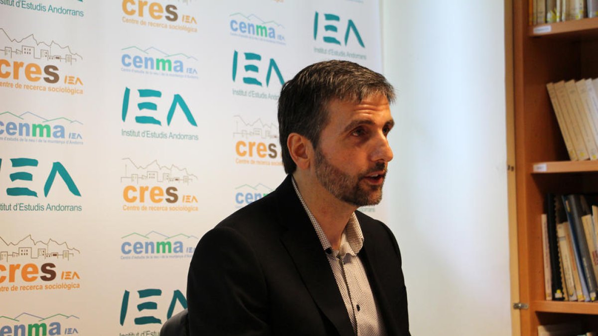 La política com a preocupació dels ciutadans augmenta 5 punts durant el darrer semestre