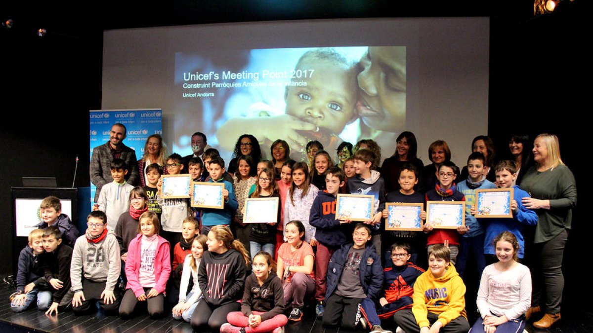 Primer país amb totes les corporacions locals amigues de la infància d'Unicef