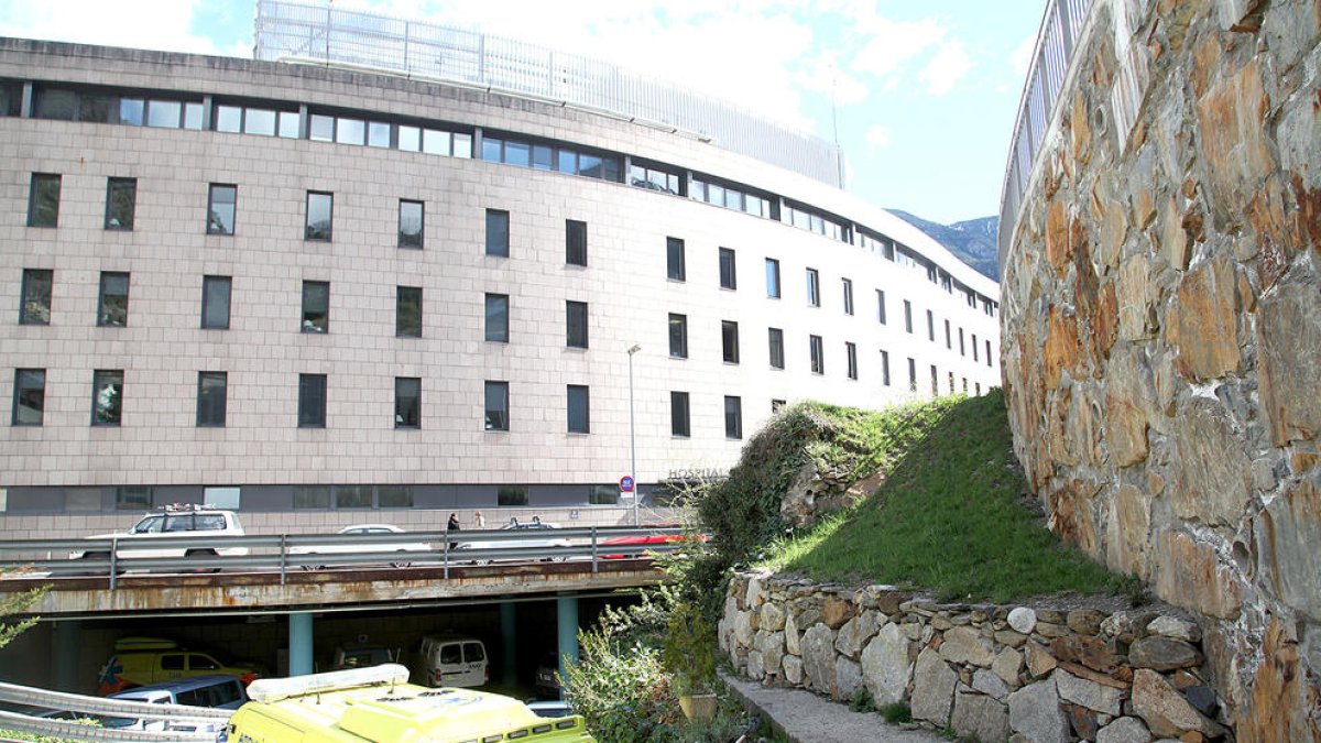 Marín diu que les sales de vetlla arriben el 2018