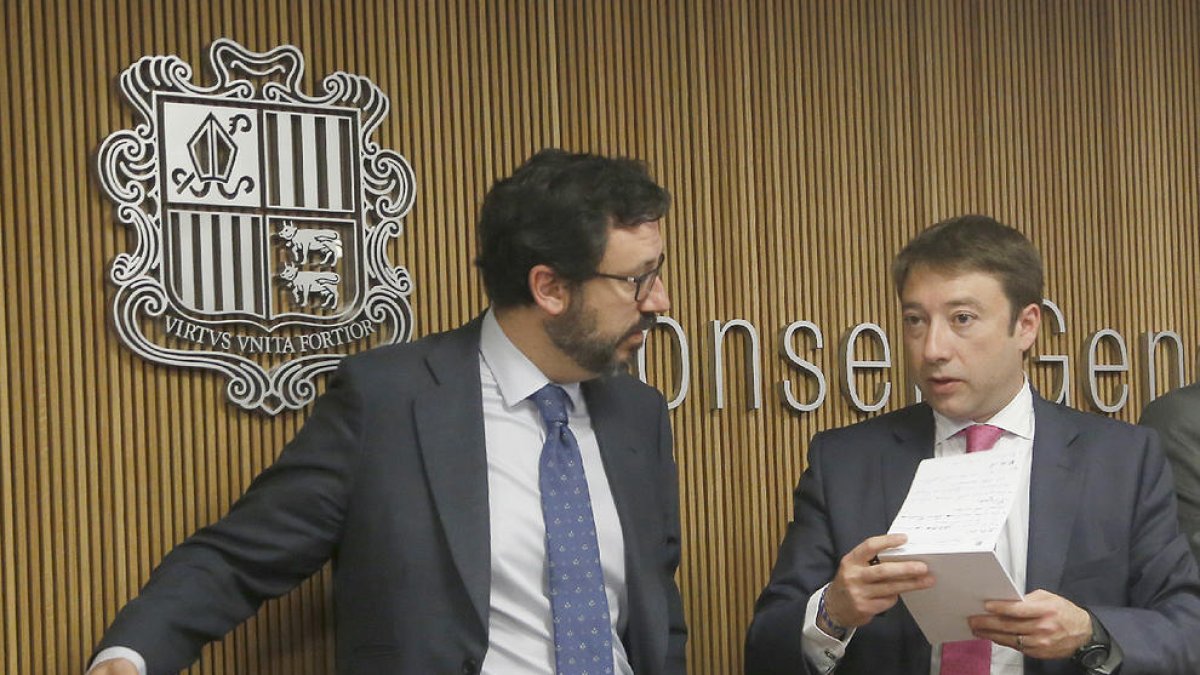 Rebutjades les vint demandes contra el consell de l'AREB