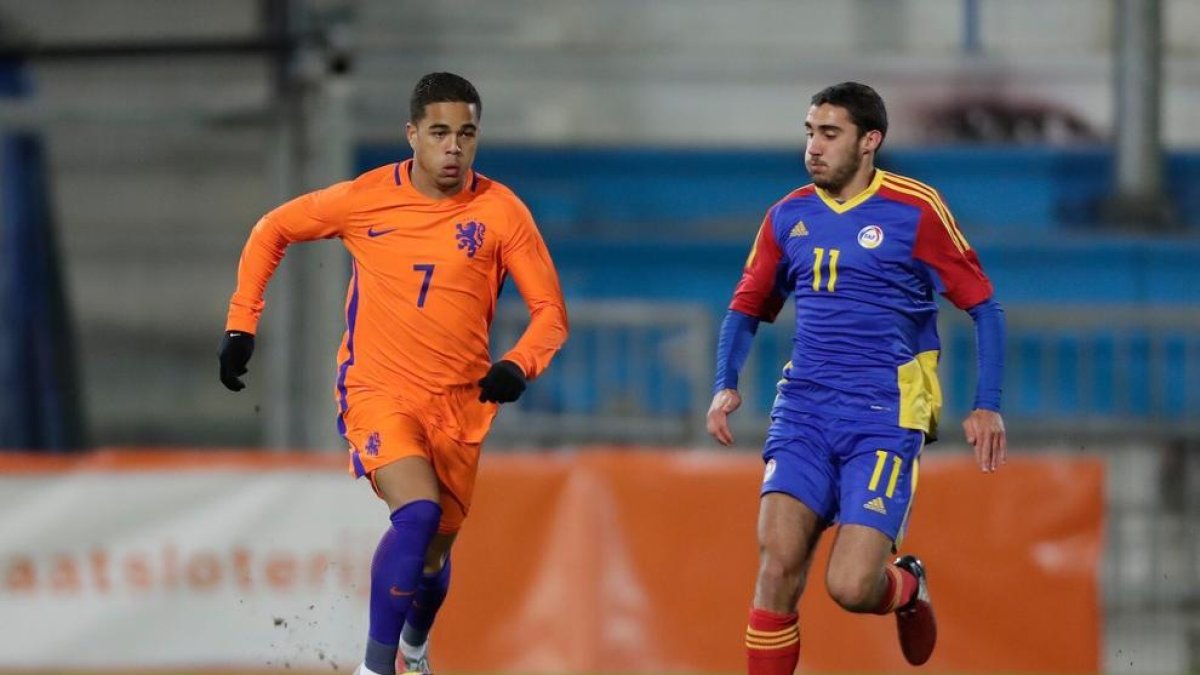 Holanda destrossa la selecció sub-21 i marca vuit dianes