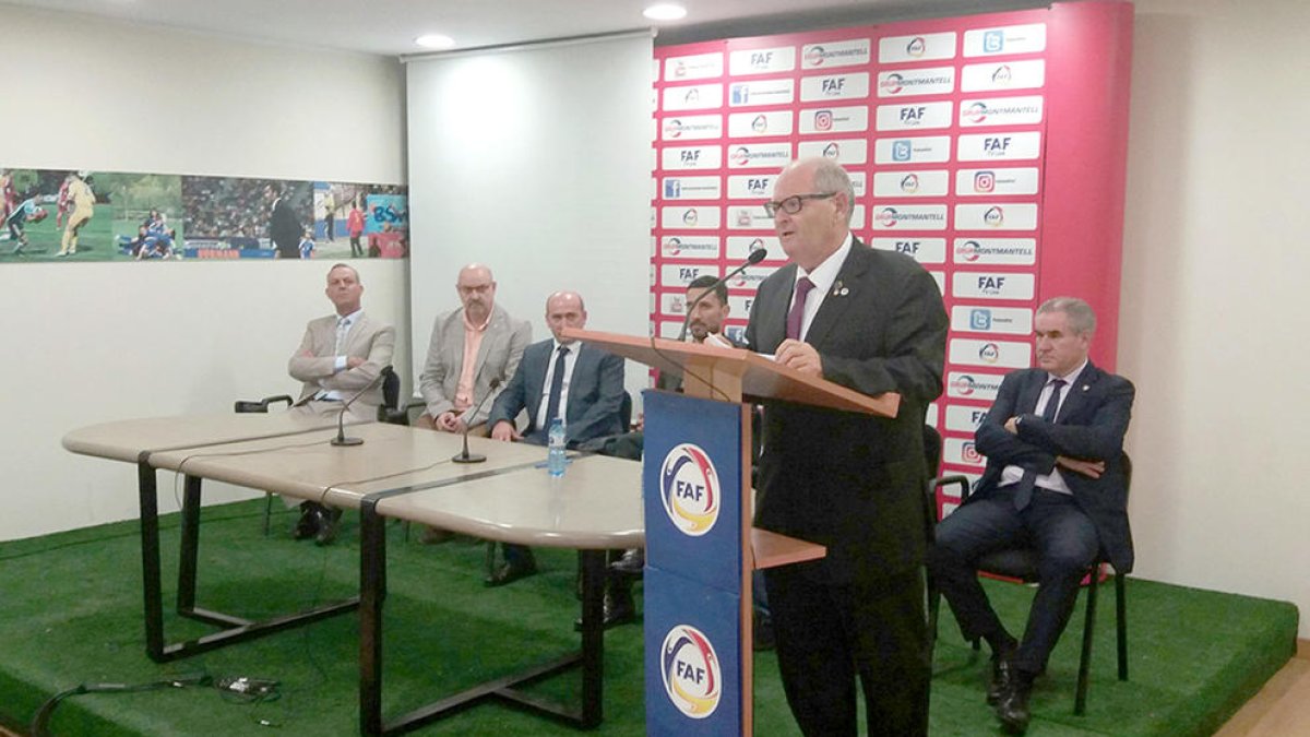 Víctor Santos inicia el segon mandat al capdavant de la federació