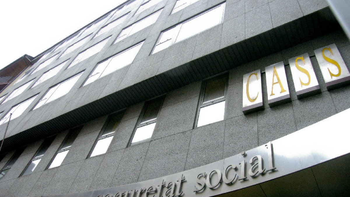 França aboleix la quota de la seguretat social universitària