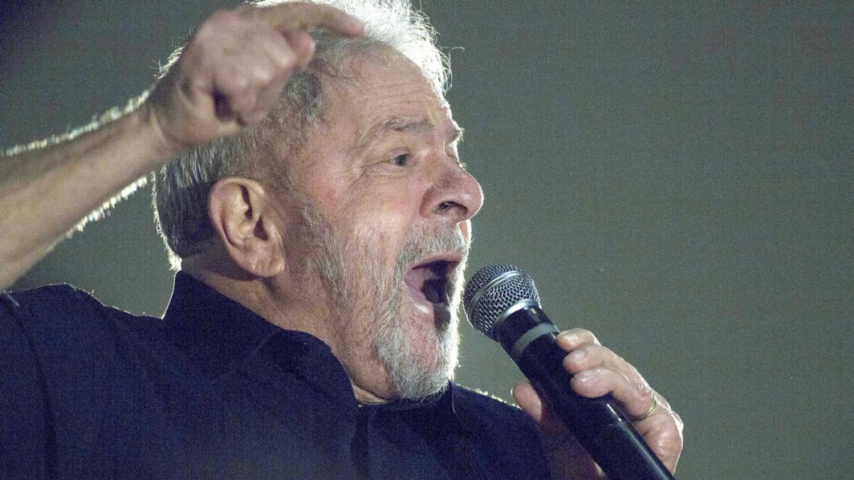 Lula da Silva, condemnat a nou anys i mig de presó per corrupció