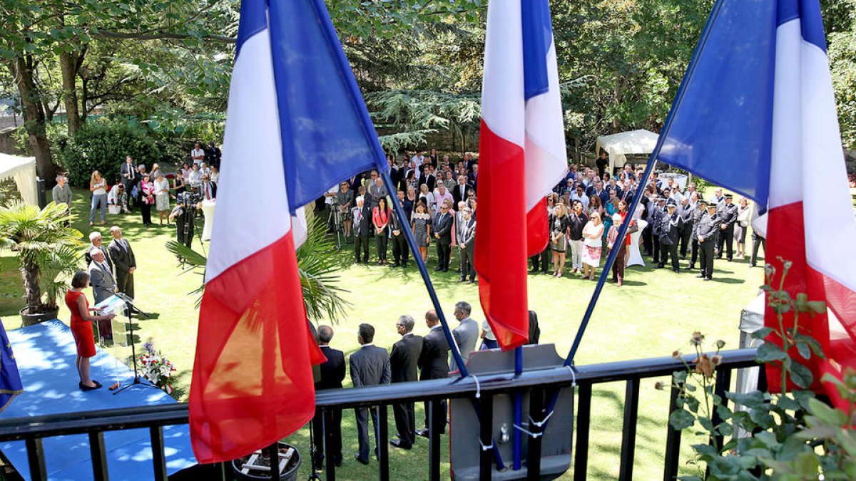 França reclama més esforços en la lluita contra el contraban