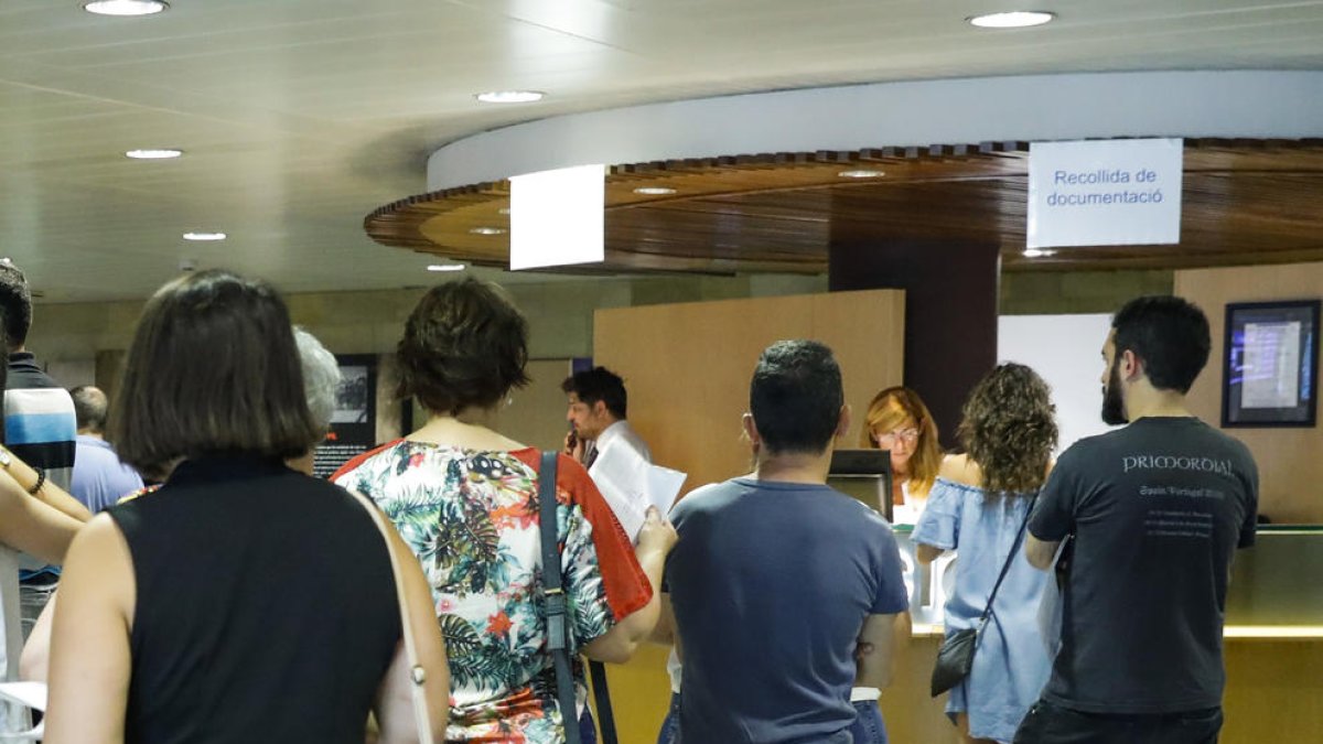 El Govern pagarà complements de sou als eventuals