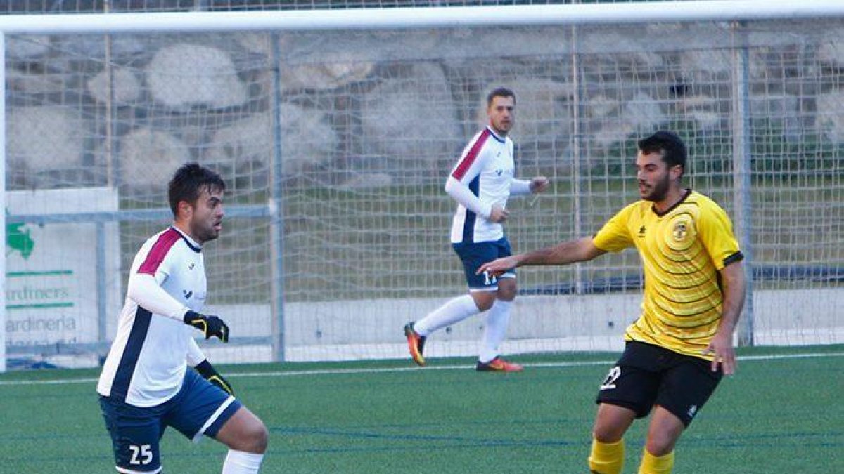 L'Engordany fa els deures en una part i segueix líder