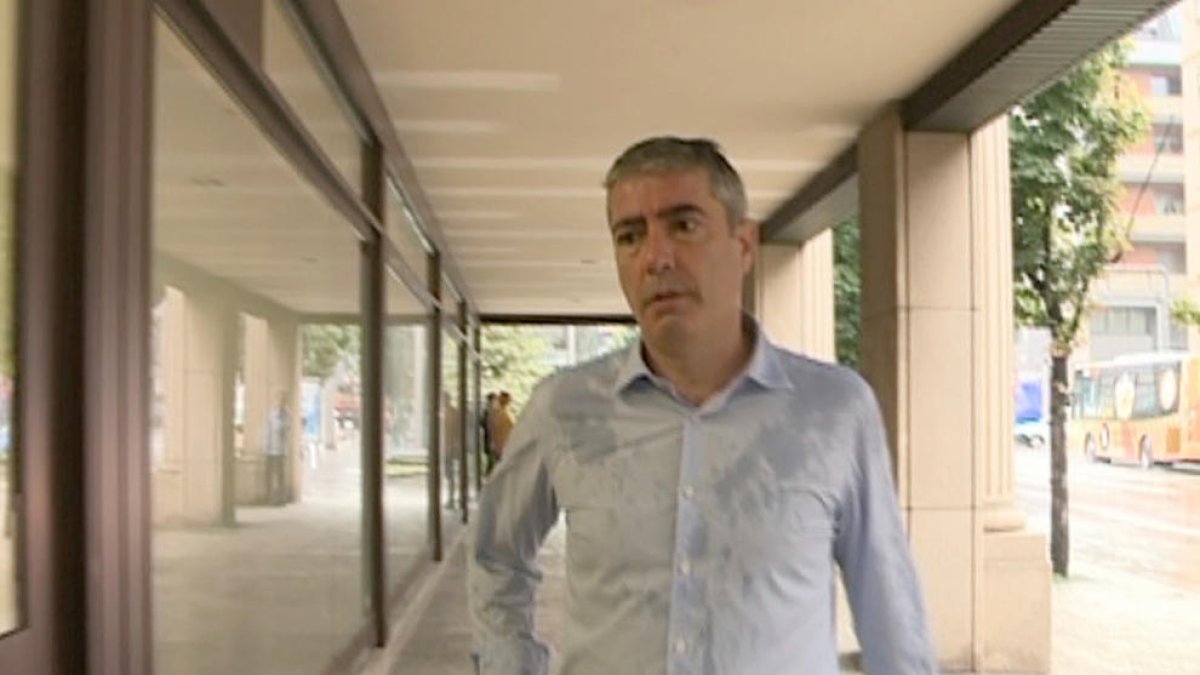 El fiscal acusa Miquel de premiar el diner sospitós