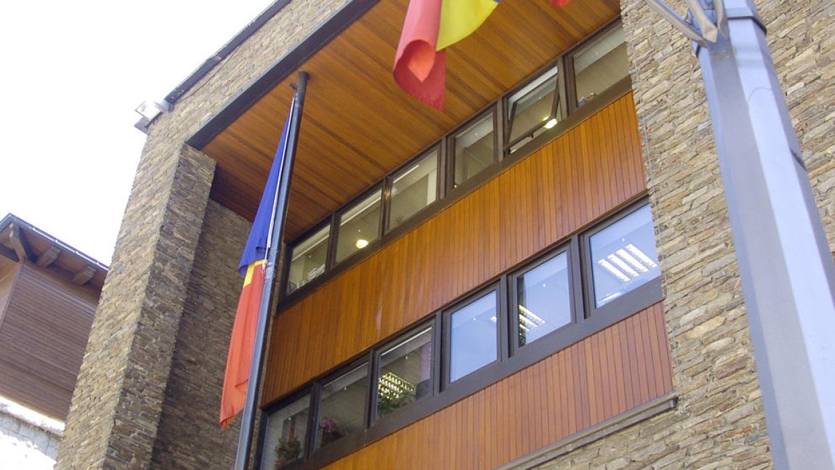 El TS obliga la capital a indemnitzar l'excap del gabinet jurídic