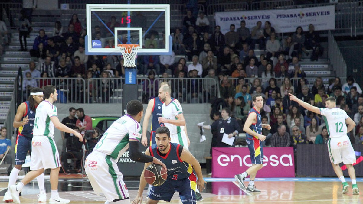 La defensa per bandera