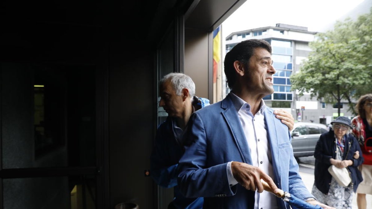 Estacions i Govern acorden treballar un full de ruta conjunt per als propers 25 anys del sector