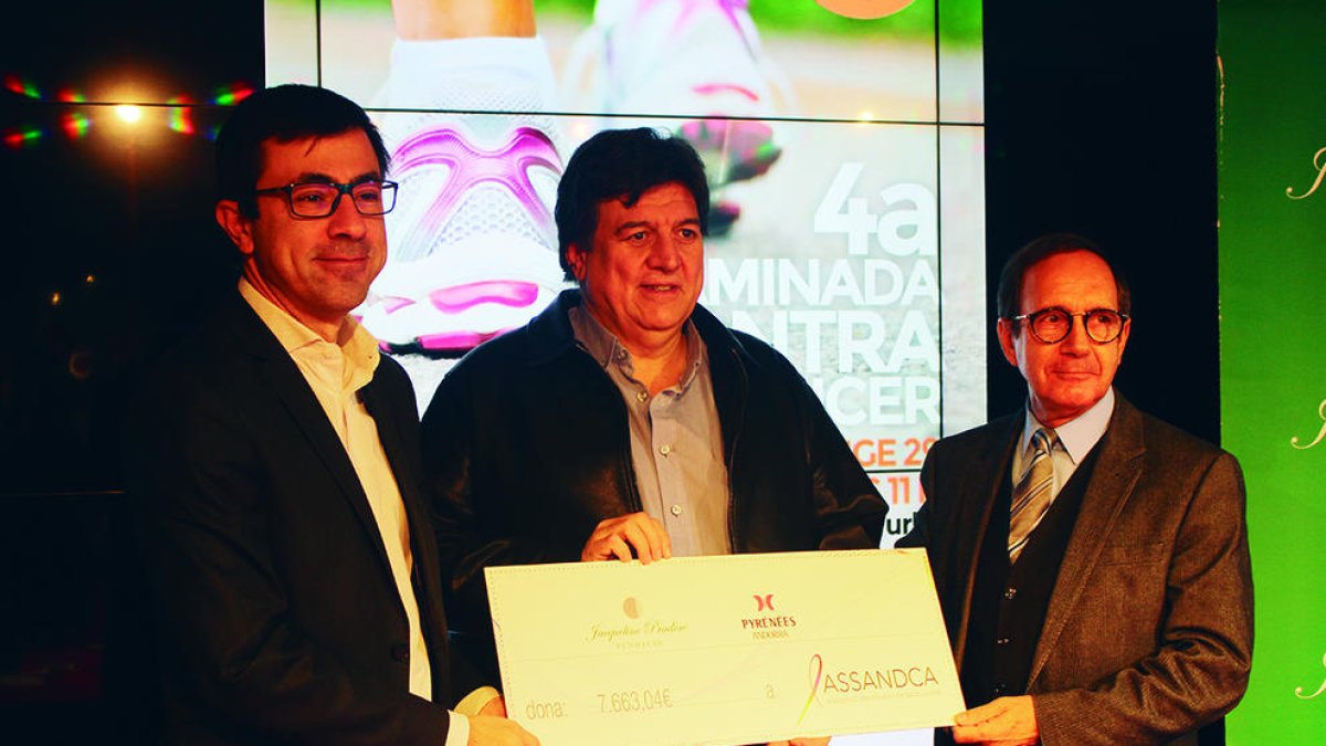 La caminada contra el càncer dona 7.500 euros