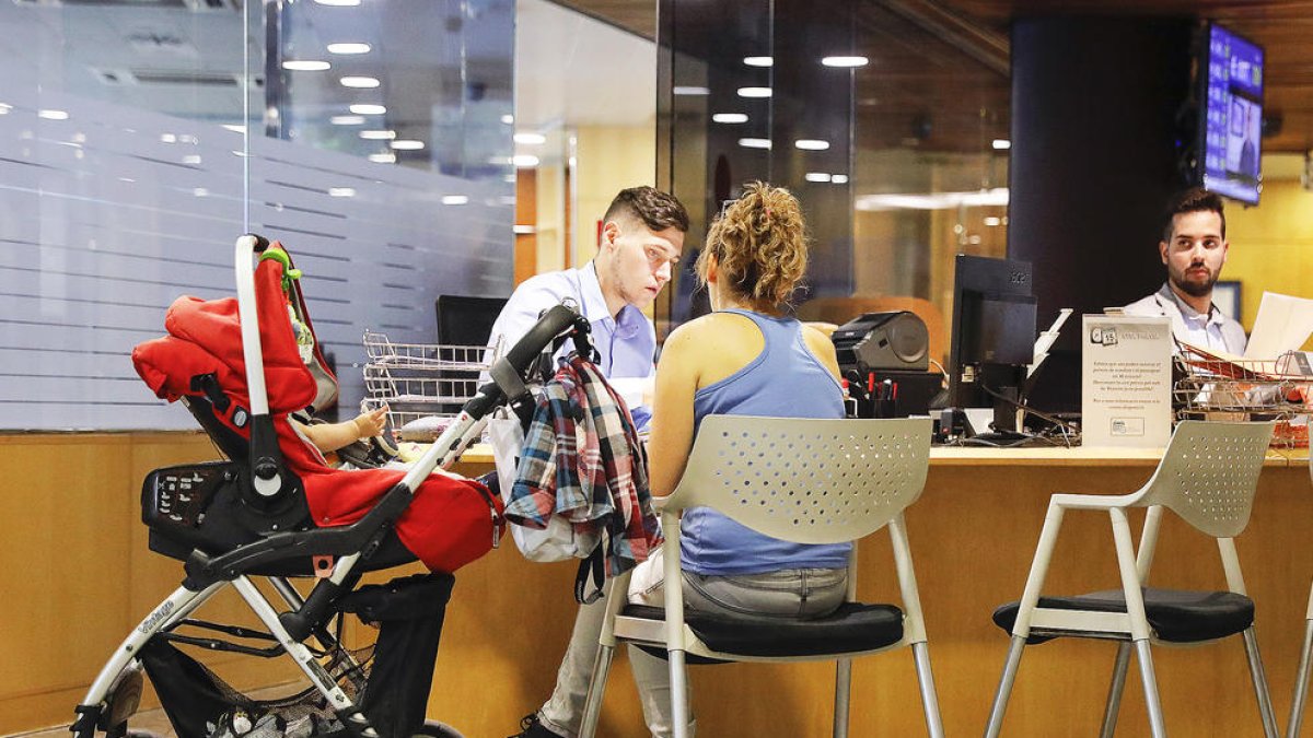 La meitat dels 576 eventuals del Govern no es poden fer fixos