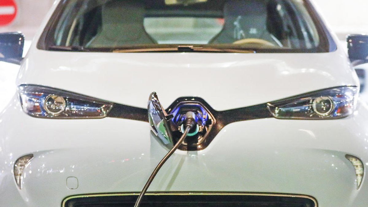 70.000 euros en ajuts per a vehicles elèctrics