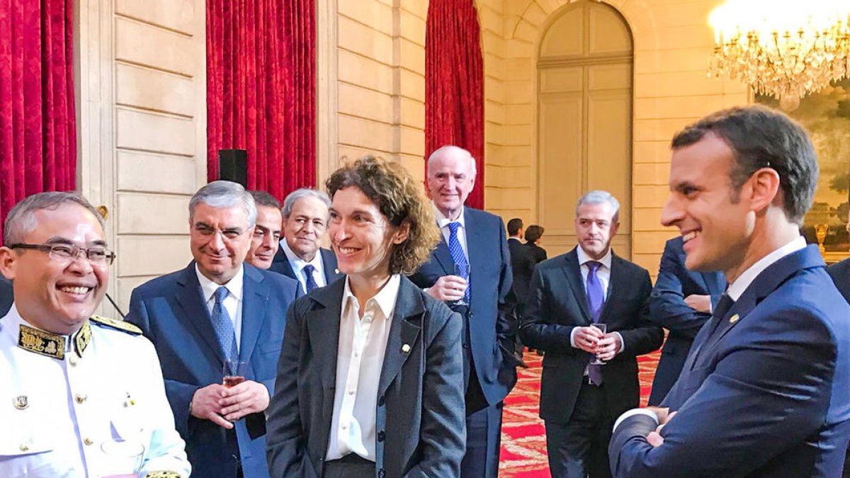 Macron lloa les reformes econòmiques i fiscals