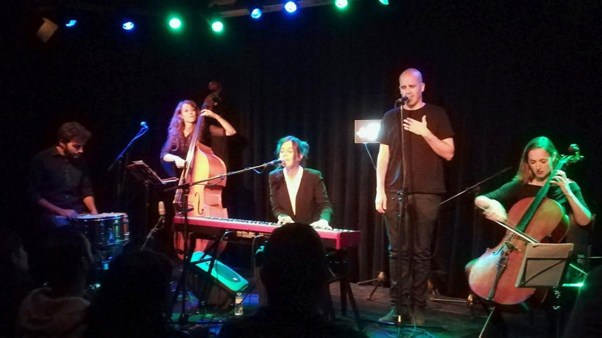 La Fada enceta el cartell del desembre amb Espaldamaceta