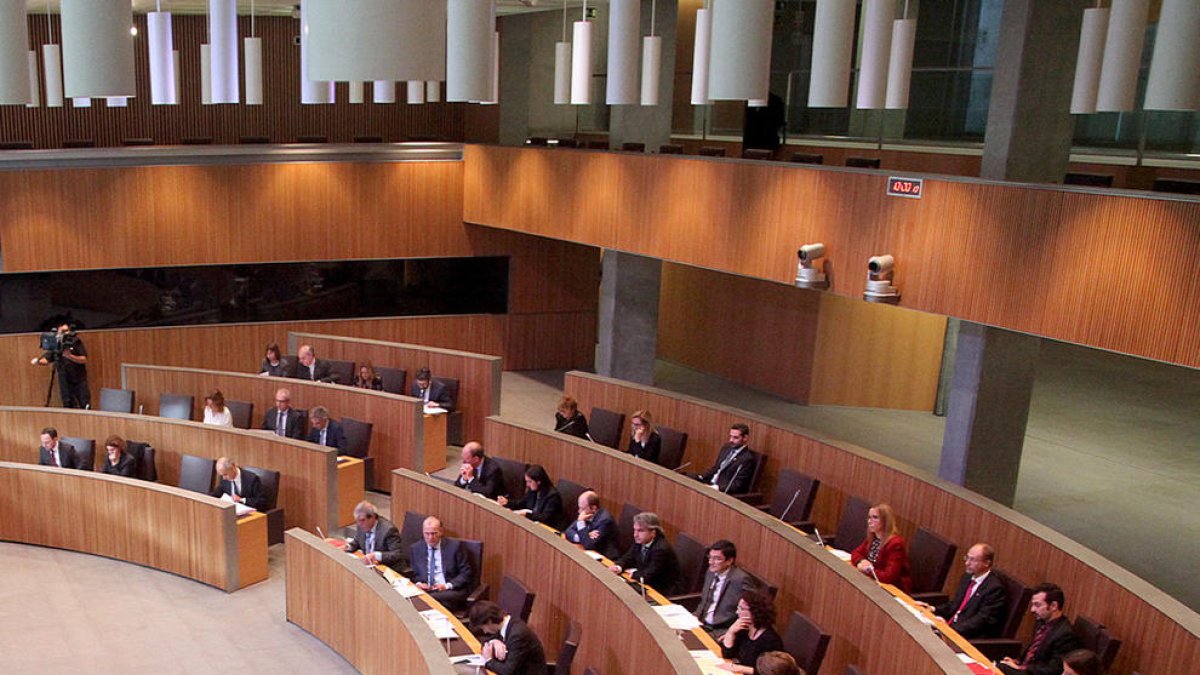 Els consellers hauran de declarar els béns i les activitats