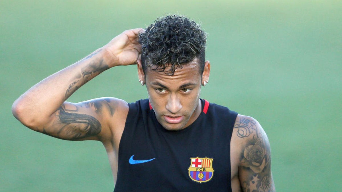 El president del PSG afirma que respecta els contractes de tothom