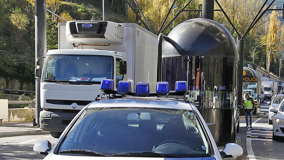 Els duaners voten per unanimitat seguir amb el plet contra el Govern