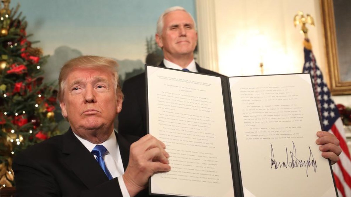 Trump reconeix Jerusalem com a capital d'Israel i mourà l'ambaixada