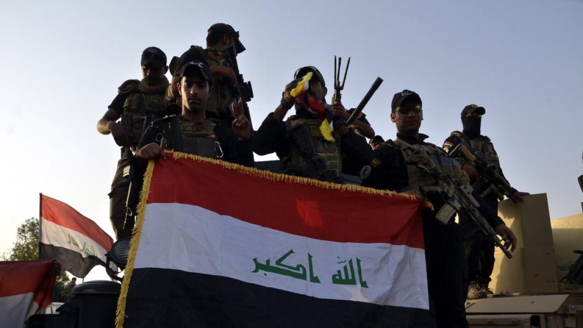 L'Iraq declara la victòria contra l'EI després de tres anys i mig de guerra