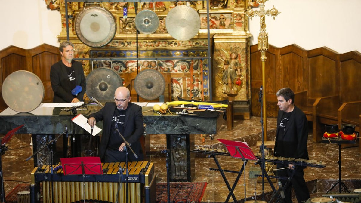 'El jardí suspès' omple l'església de sant Esteve