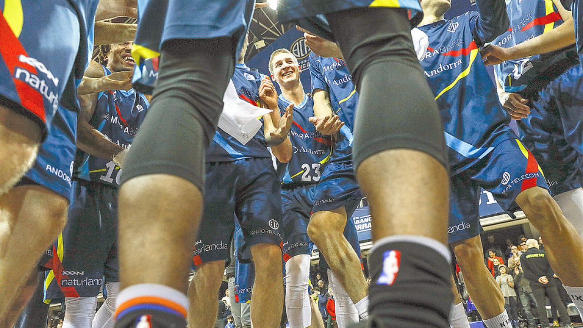 El MoraBanc 'passa llista' amb les revisions mèdiques