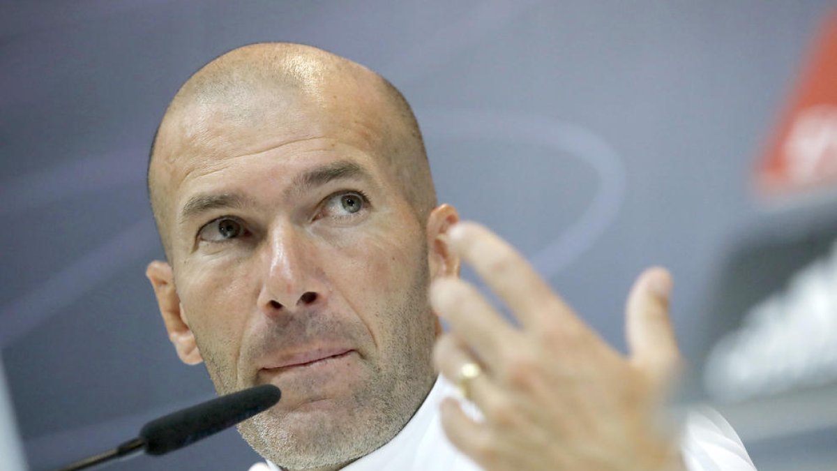 Barça i Madrid obren la lluita pel títol