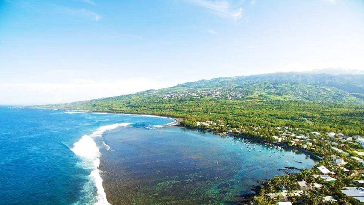 Reunió: tot un món entre volcans