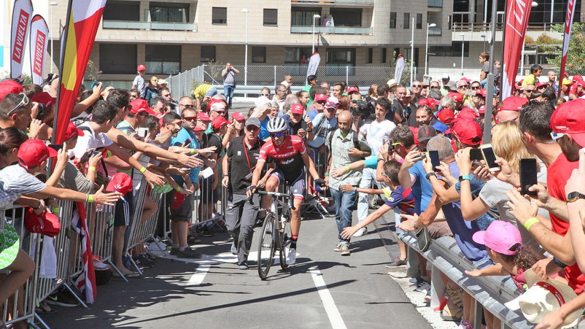 Alberto Contador rep un homenatge en el seu comiat d'Andorra