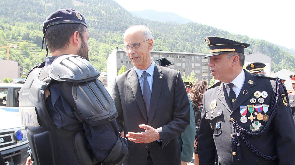 L'oposició rebutja el pacte d'Estat que vol Martí en seguretat