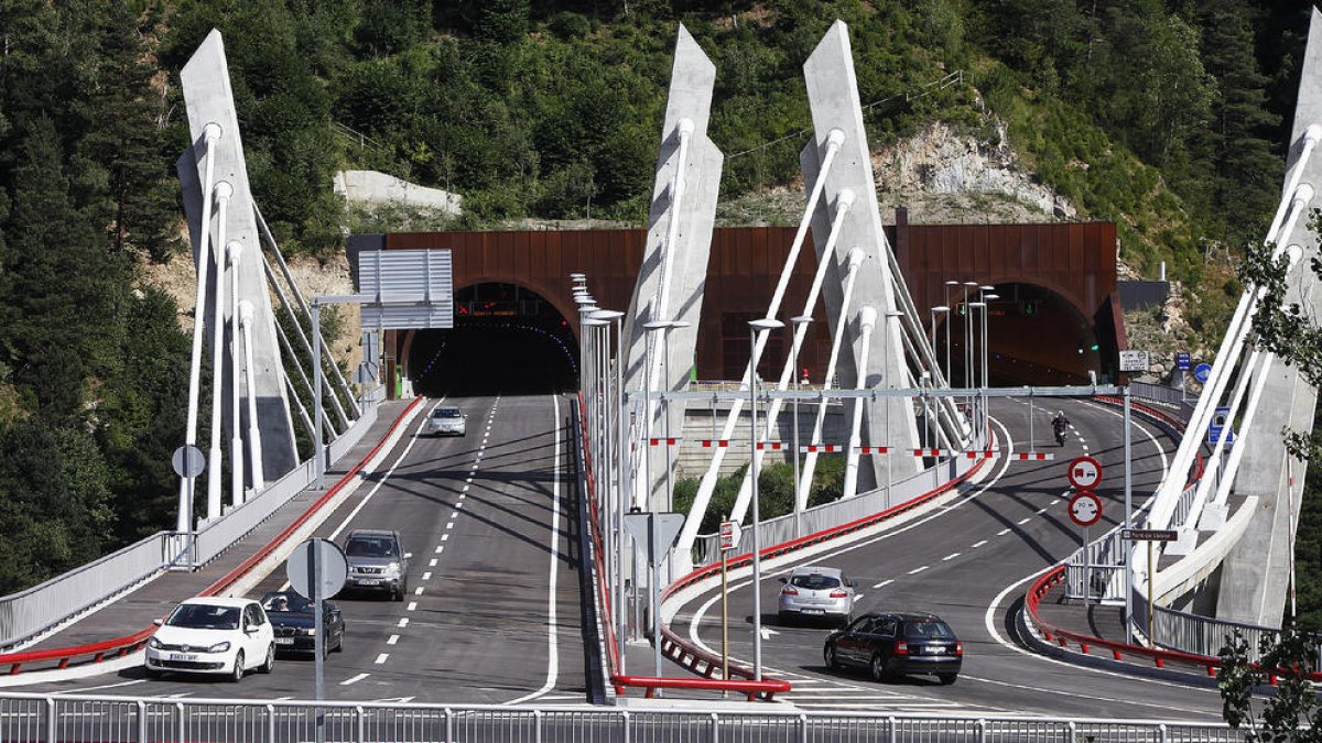 Un home resulta ferit greument en un accident a la Massana