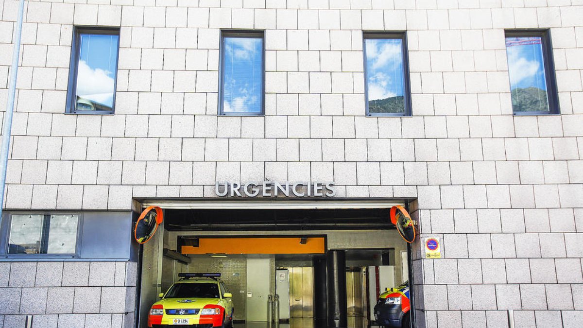 Corts absol un metge d'urgències de l'hospital acusat de negligència