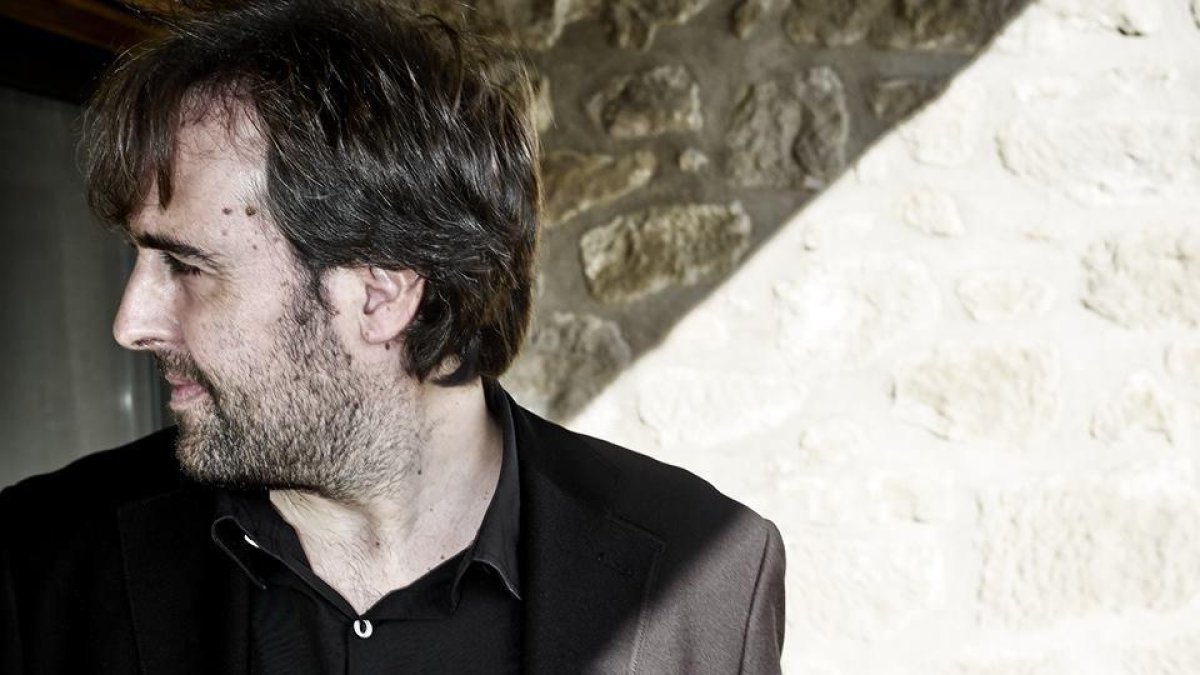 “Les noves tecnologies ens han convertit a tots en pixapins“