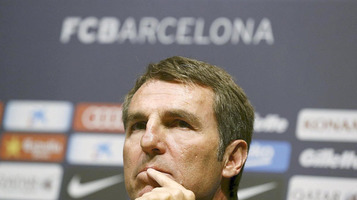 Fernández assegura que Messi i Iniesta renovaran