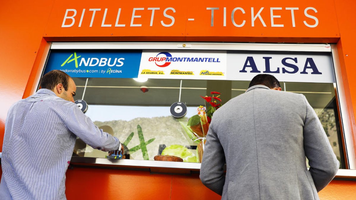 La Hispano Andorrana deixa de pujar de la Seu a Escaldes