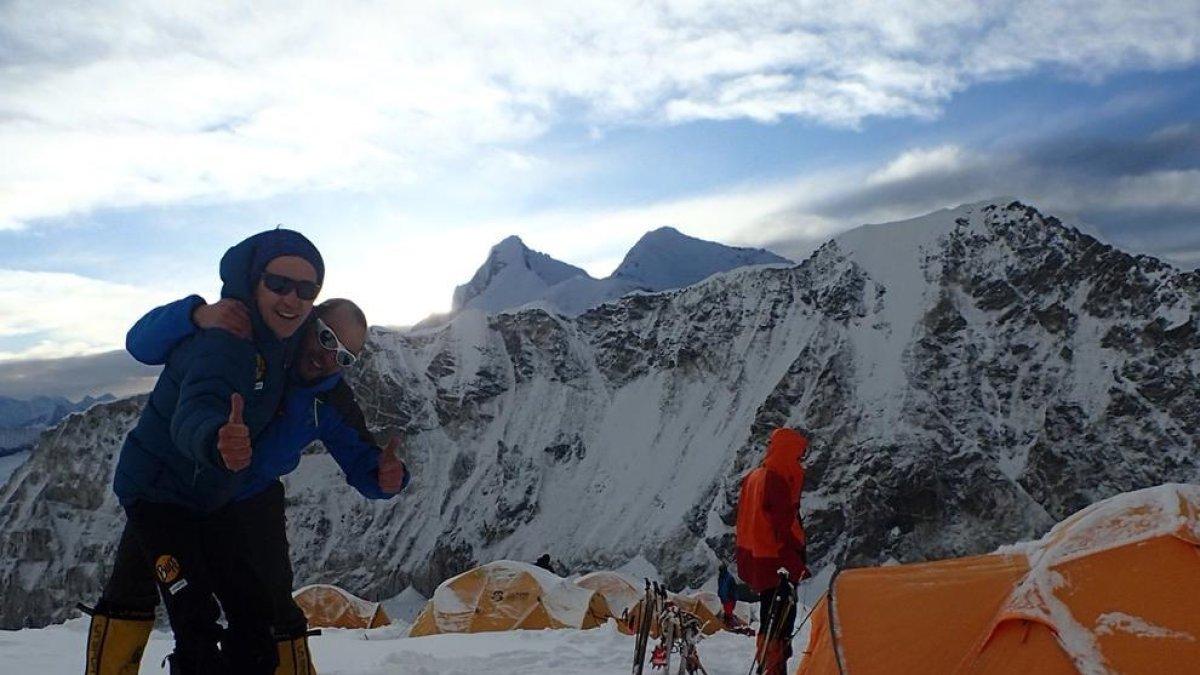Domi Trastoy corona el cim del Makalu