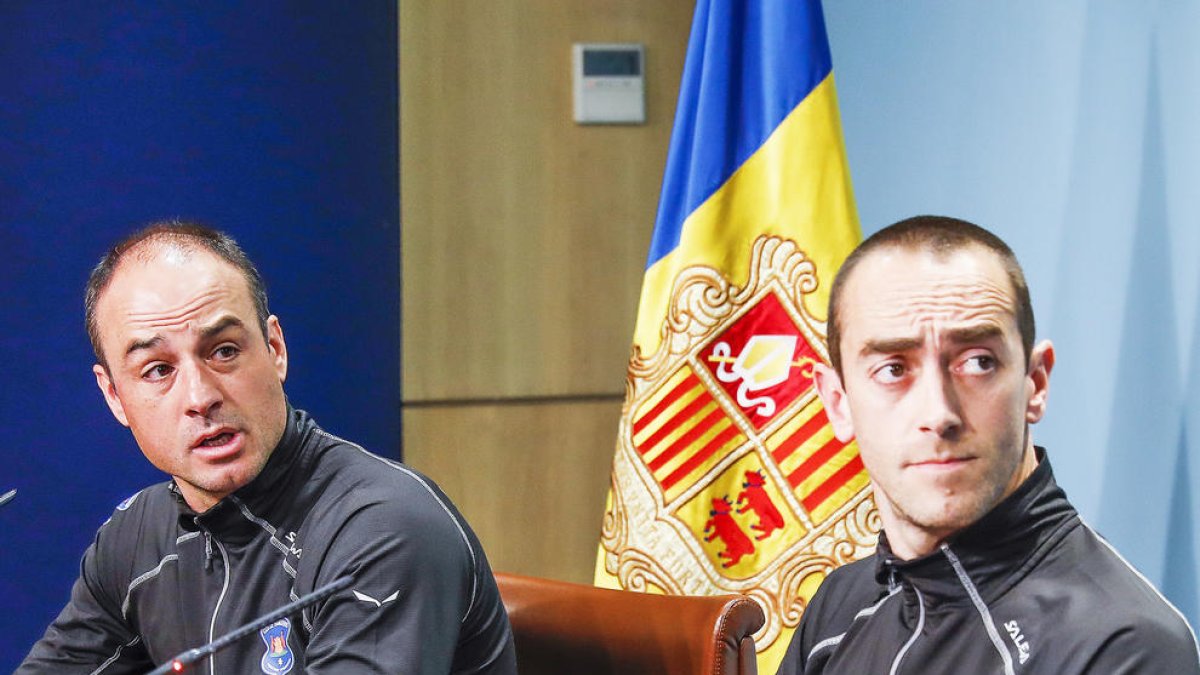 El cos de banders estrena cursa per la zona d'Enclar