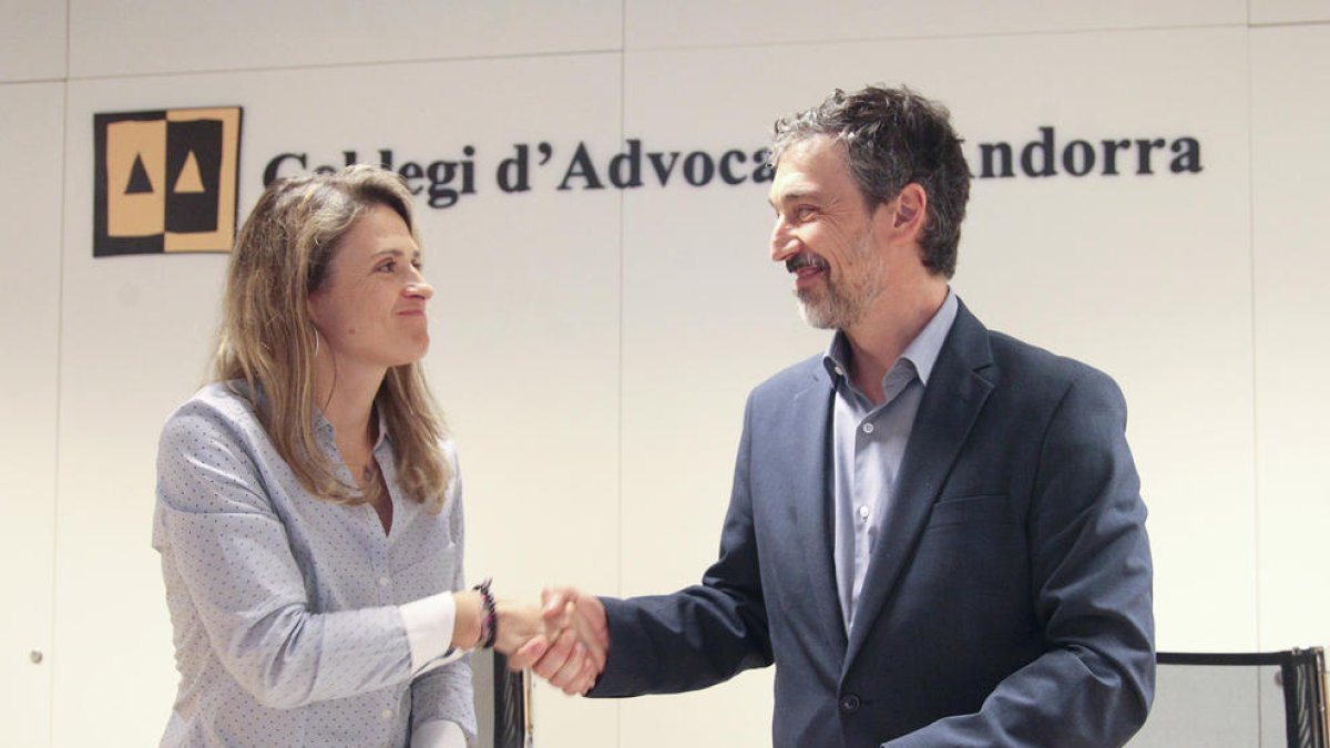 Els advocats i la Cambra impulsen una Cort d'Arbitratge