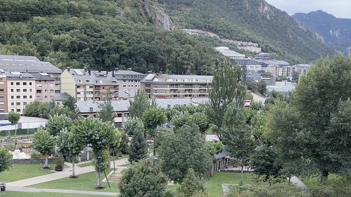 El comú ajusta la cessió de terreny del Parc Central