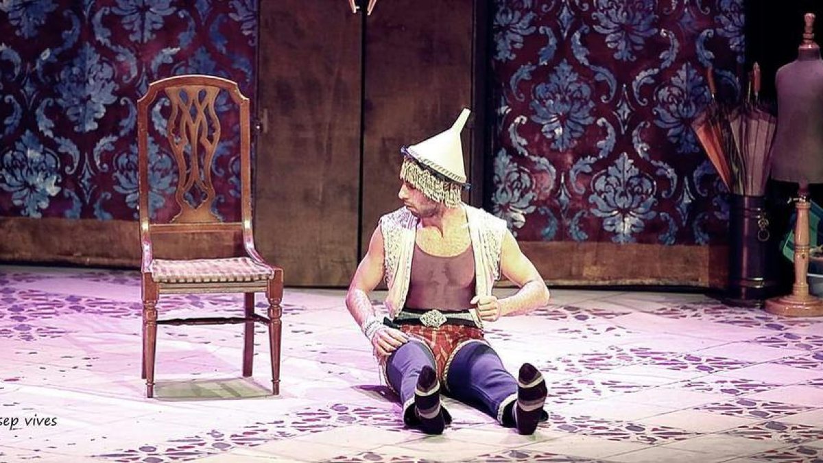 El ballarí andorrà Borja Fernàndez fa parada al TNC