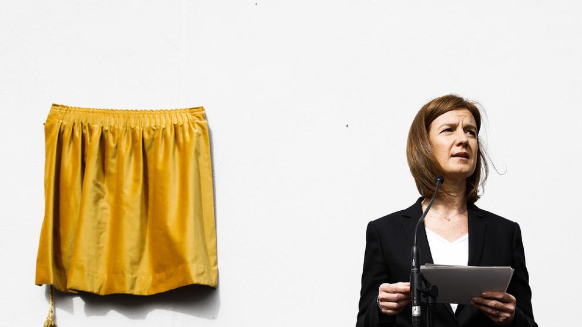 “El meu rol al Govern ara és el de ministra allà on soc”