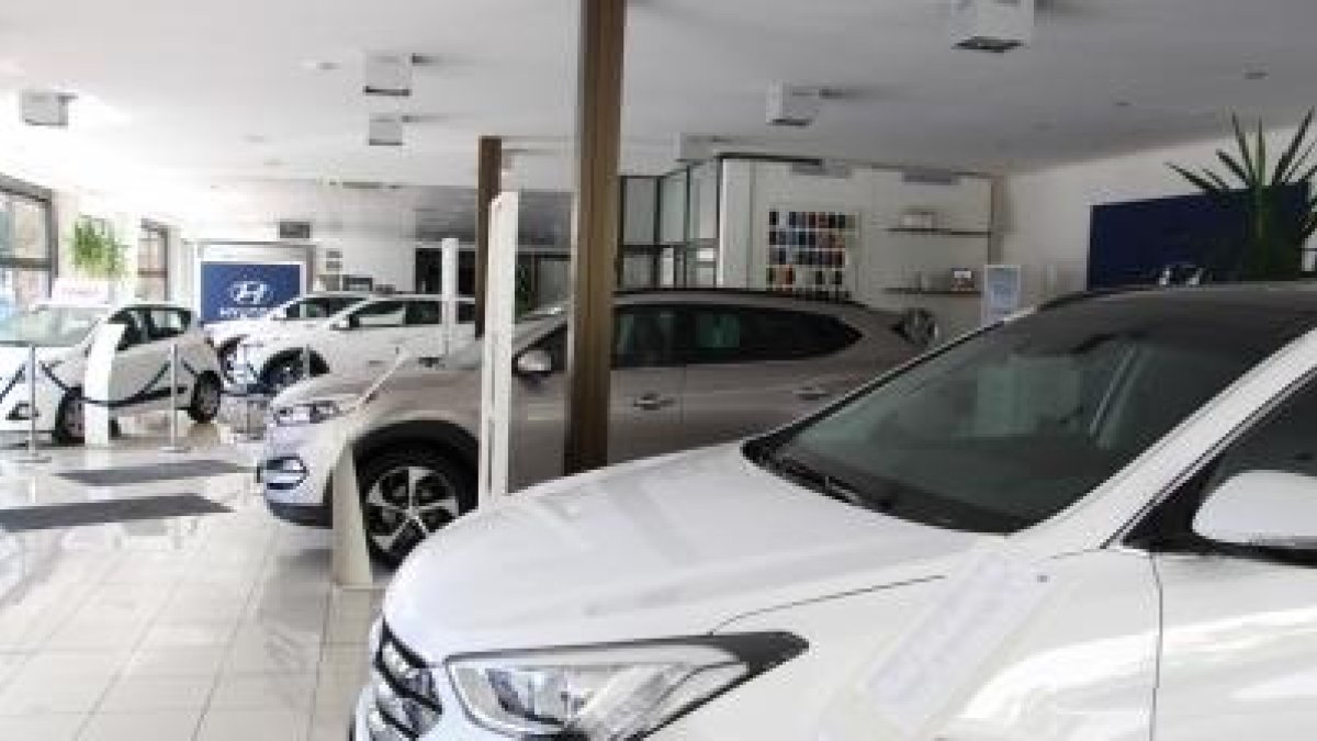 El parc automobilístic arriba el 2016 a 81.196 vehicles, un 2,6% més que el 2015